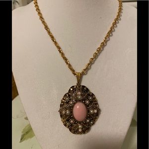 Avon Vintage necklace